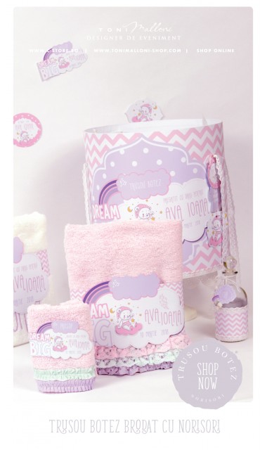 Trusou de botez personalizat si brodat cu norisori pufosi si ursuleti pentru fete, Dream big little girl 19